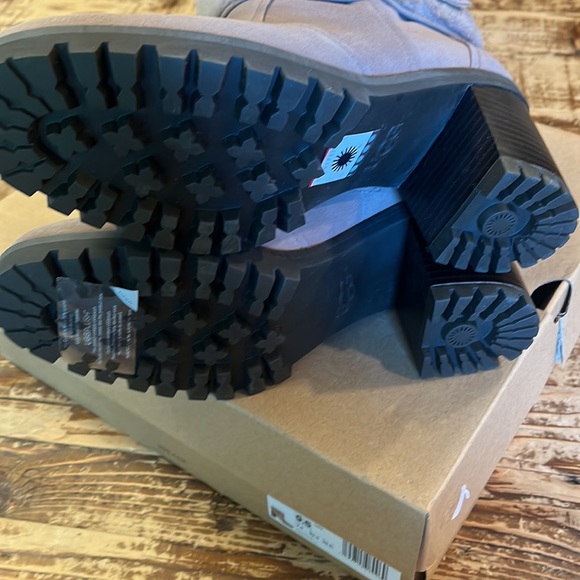 UGG ELISIANA boots - Picture 5 of 7